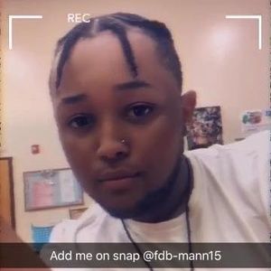 Meet your Posher, Quez